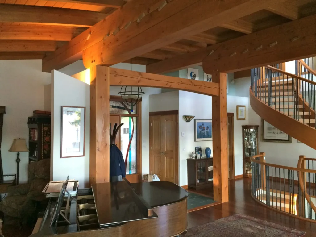 DOS SANTOS RESIDENCE