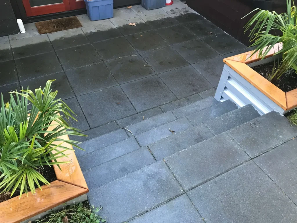 WOODWORKING AND LANDSCAPES SECTION 1