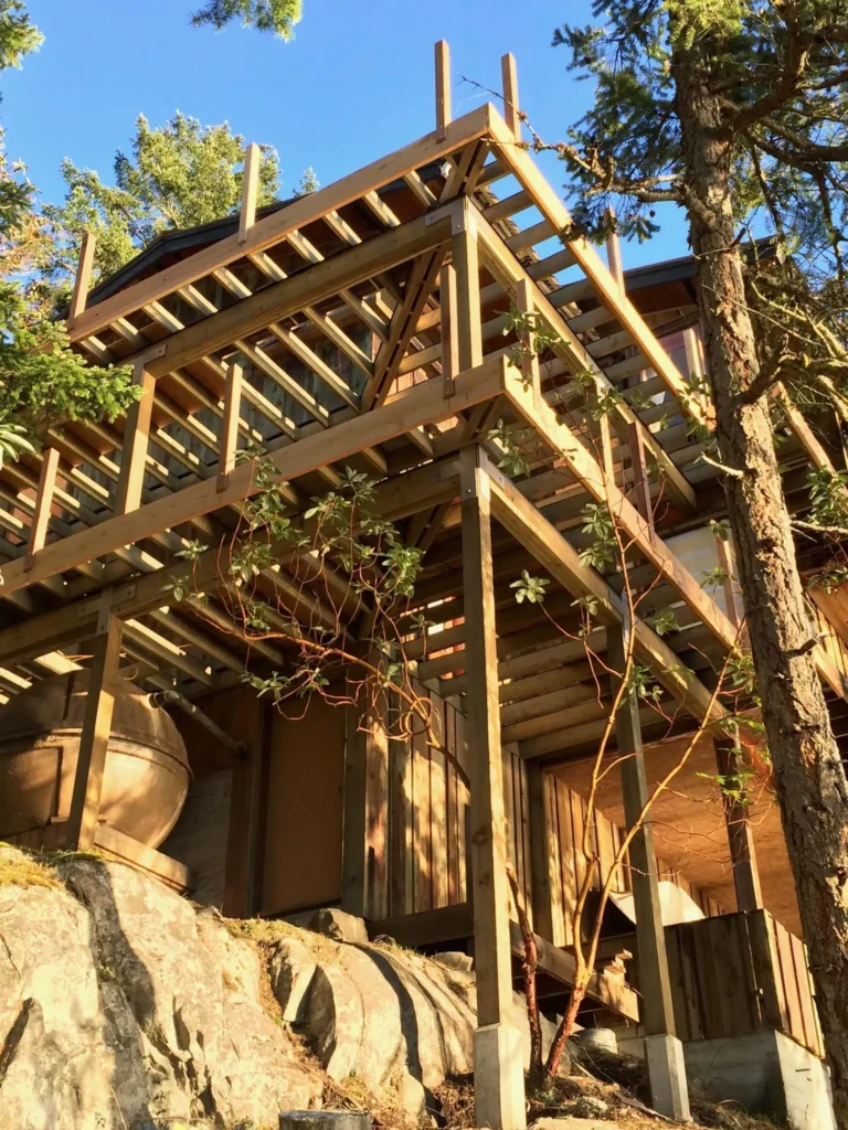 WOODWORKING AND LANDSCAPES SECTION 1