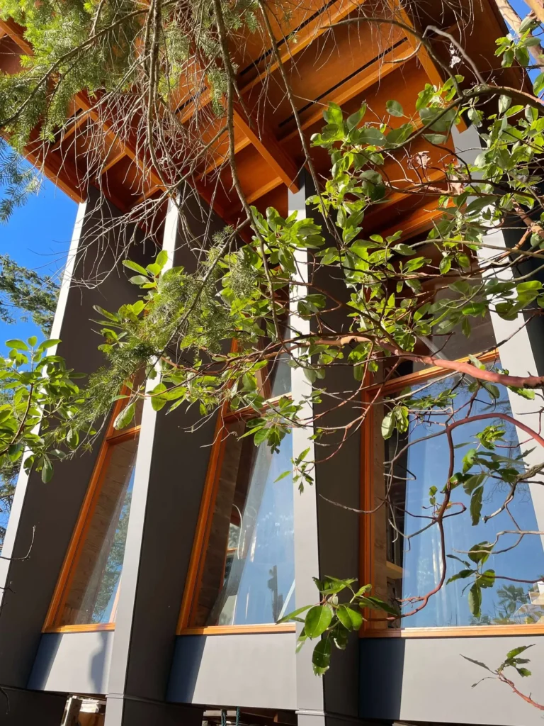 WOODWORKING AND LANDSCAPES SECTION 1