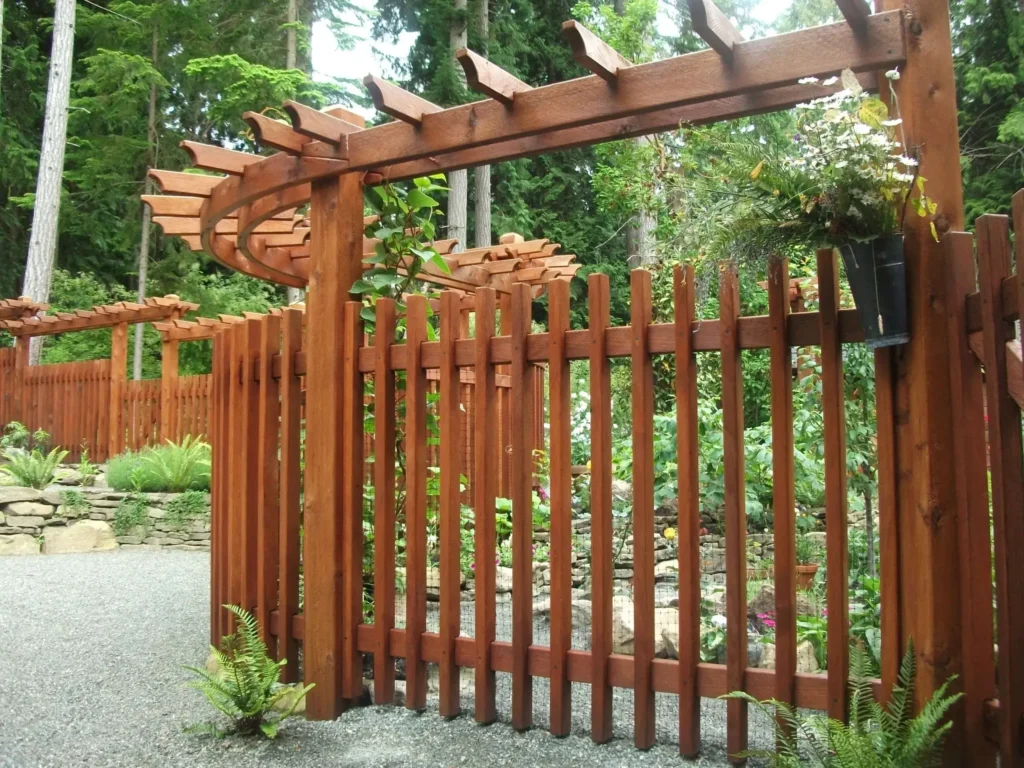 WOODWORKING AND LANDSCAPES SECTION 3