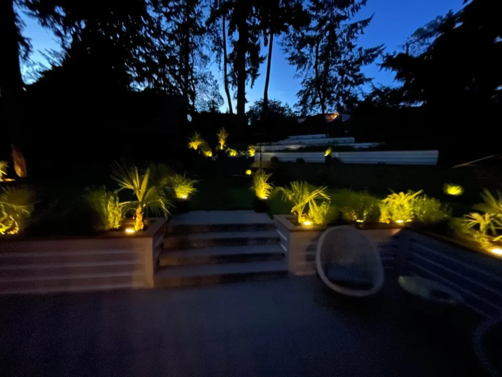 WOODWORKING AND LANDSCAPES SECTION 3