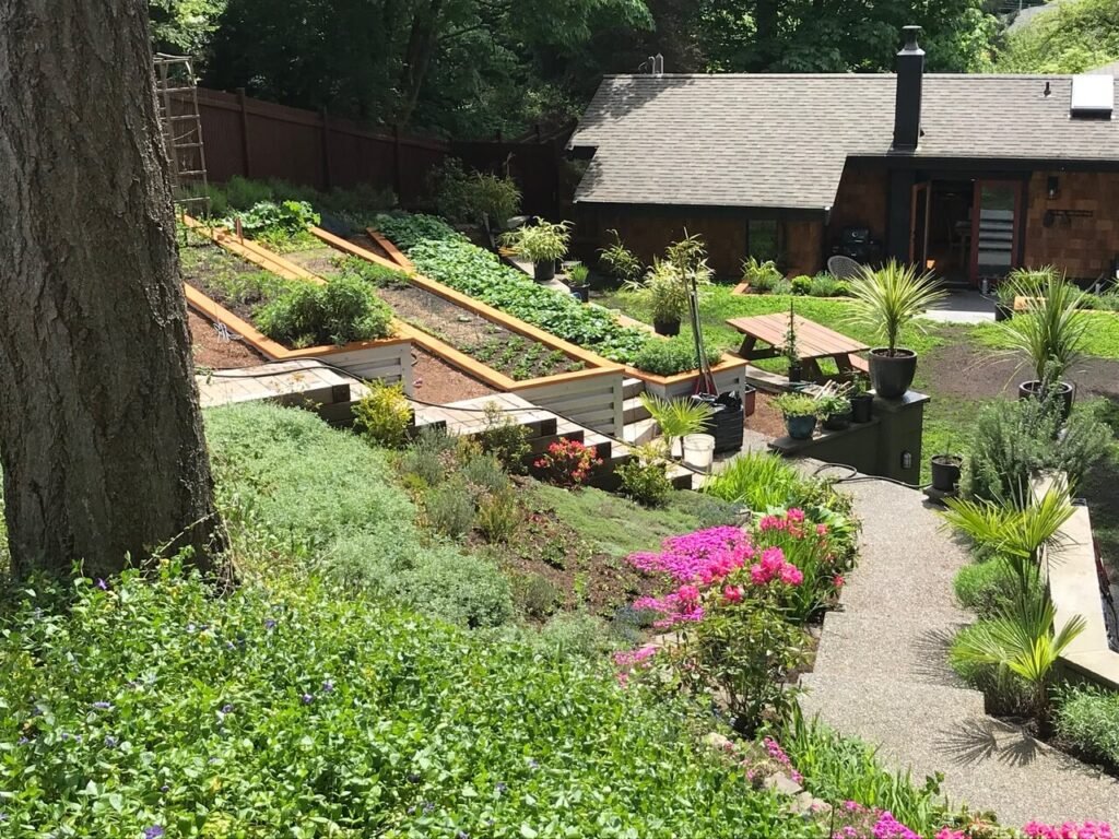 WOODWORKING AND LANDSCAPES SECTION 4