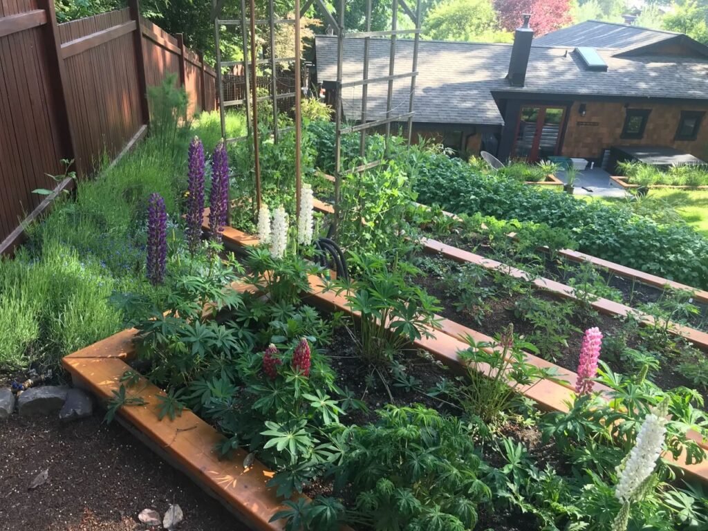 WOODWORKING AND LANDSCAPES SECTION 4