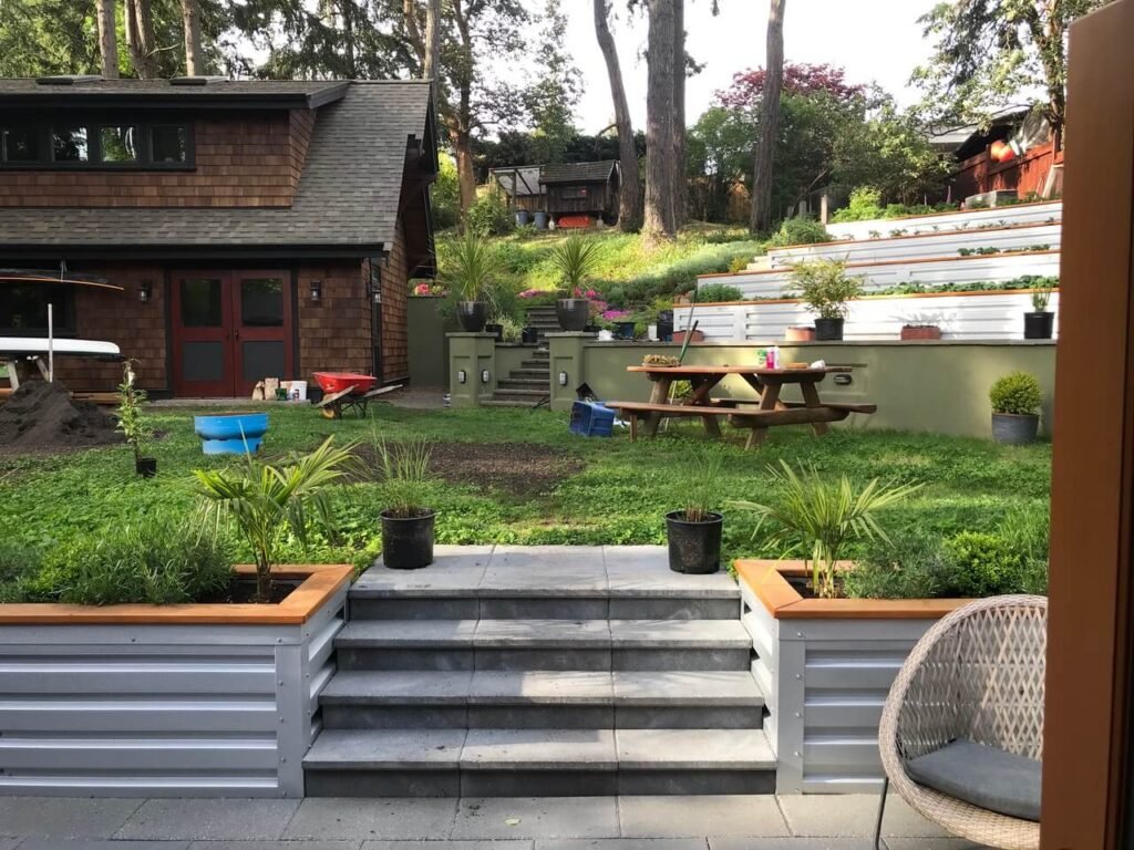 WOODWORKING AND LANDSCAPES SECTION 4